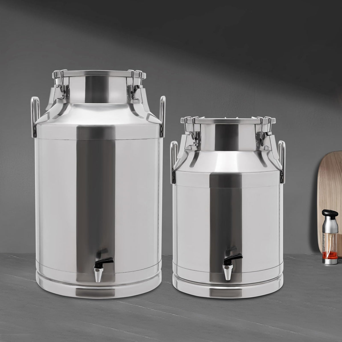 304 Stainless Steel Milk Can with Sealed Lid T57699