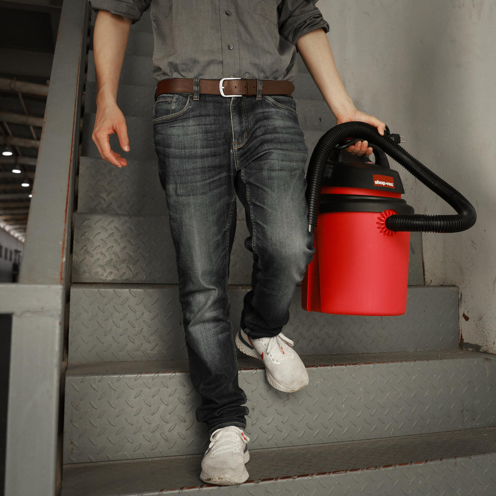4 Gallon 4.0 Peak HP Wet/Dry Vacuum U108