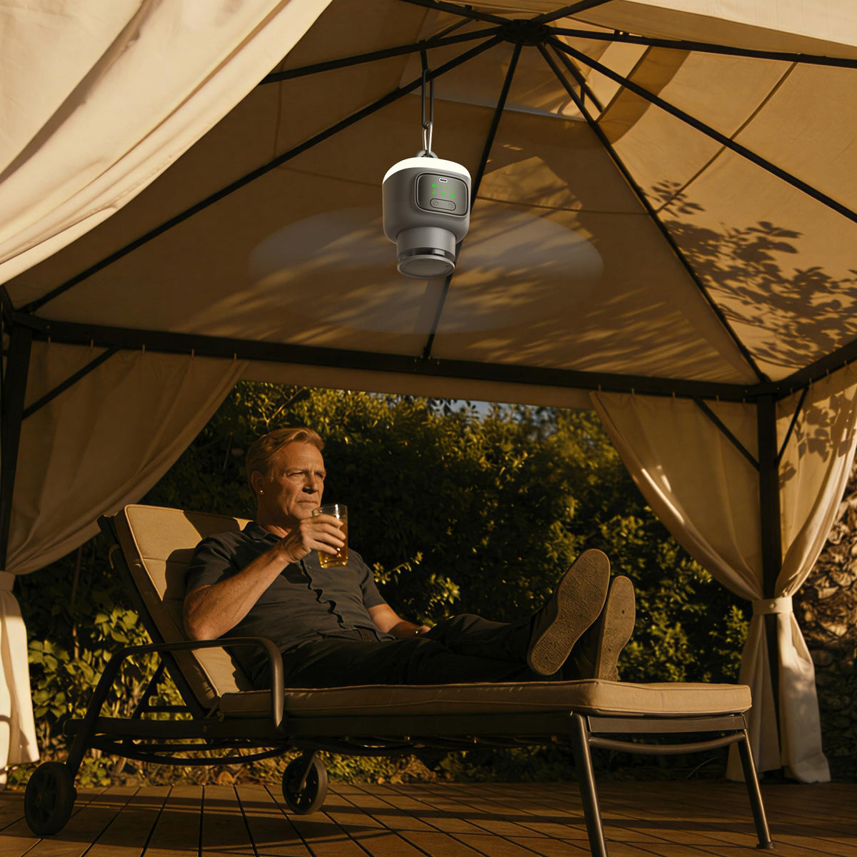 Portable Ceiling Fan with Light R738